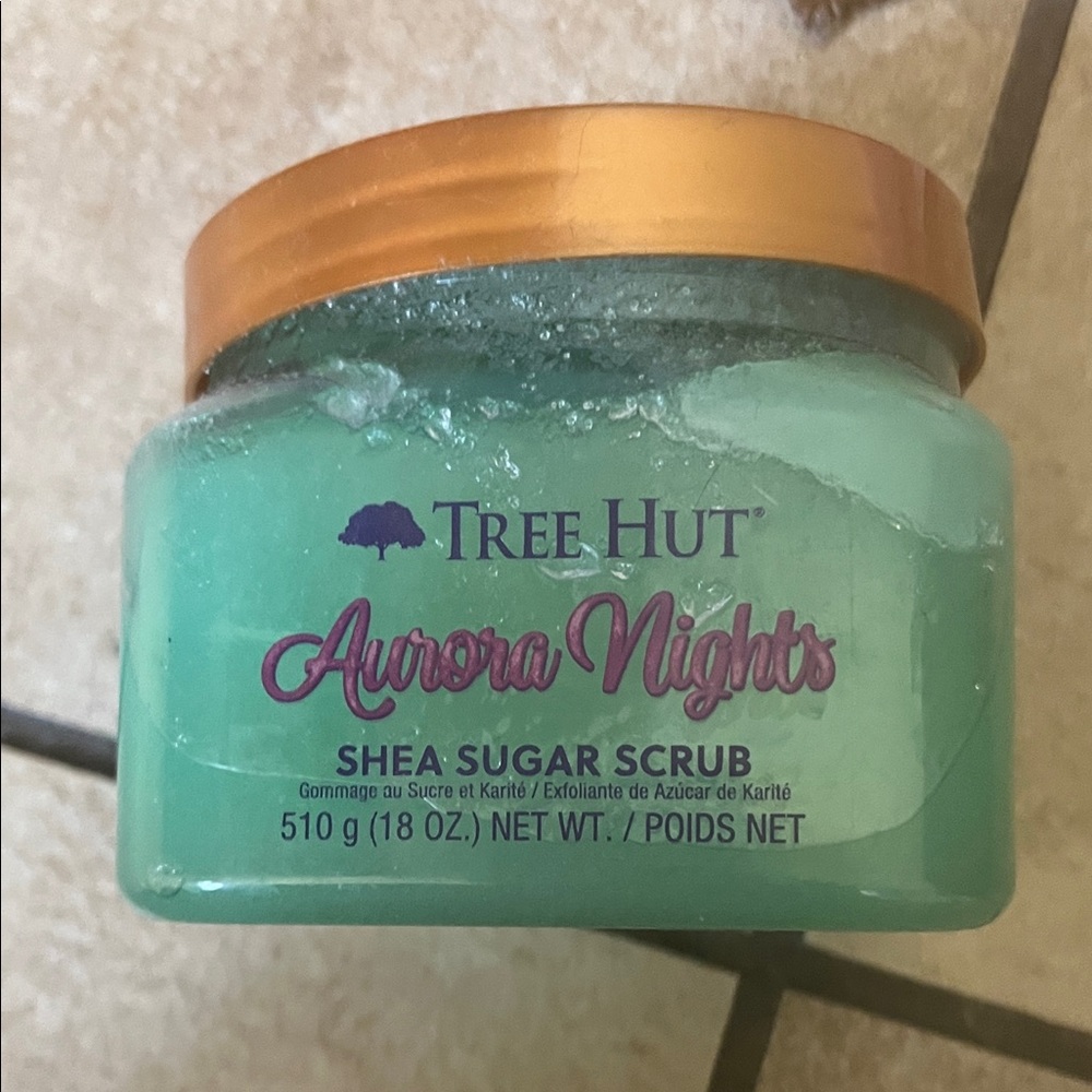 Tree Hut Aurora Nights Shea Sugar Scrub - Gold and Green - Picture 2 of 4